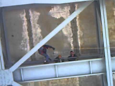 Прыжок с моста в Тобольске 2006-04-25-21-08-10
