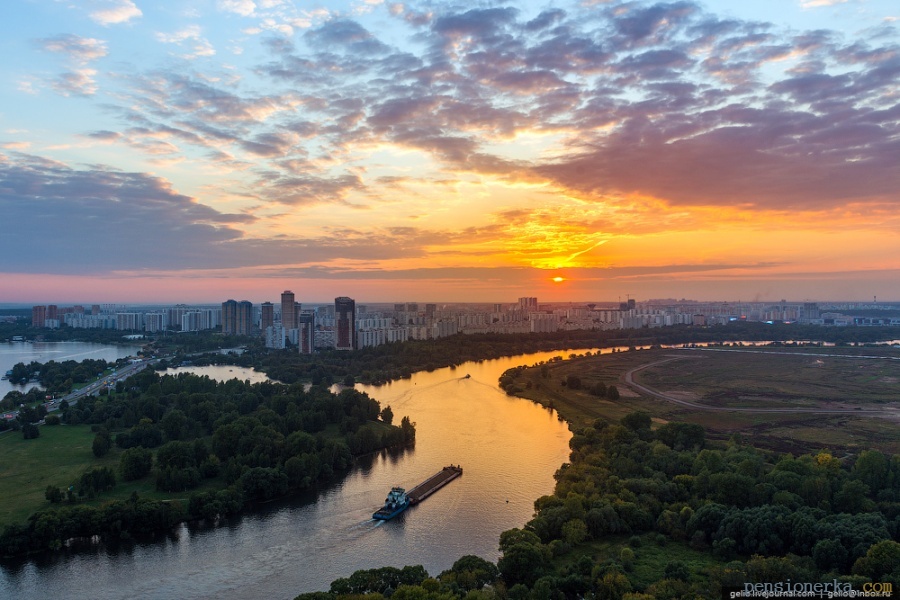 С горки на горку