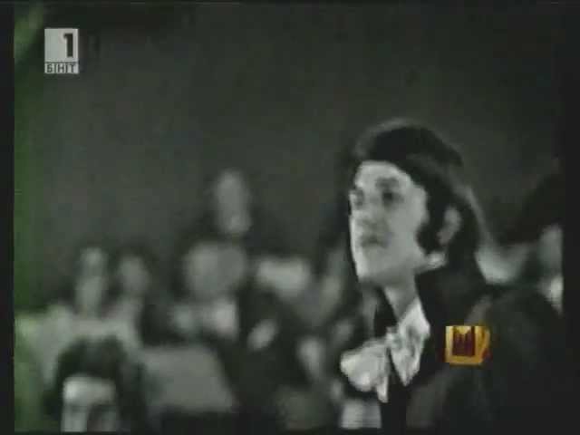 Смотреть Сальваторе Адамо - Падает Снег (Tombe la neige). 1972