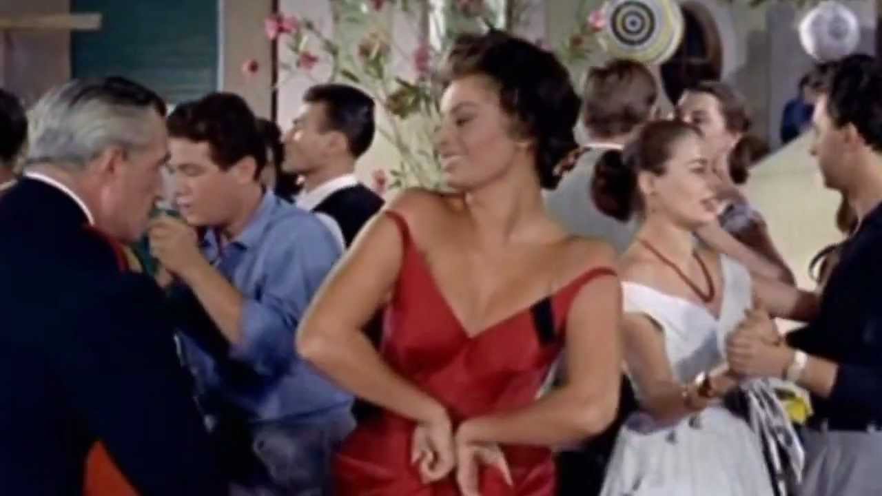 Смотреть Sophia Loren   Mambo Italiano